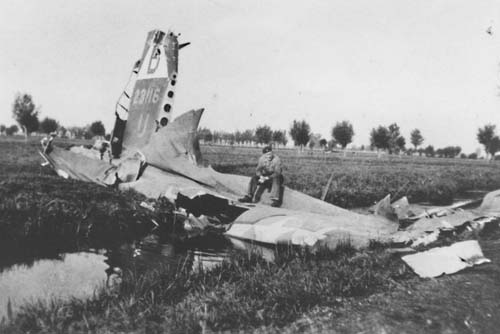 B17: Wreckage of the B17 on which two Dorchester men were crew mates after it was shot down on July 28, 1943, near Hoornaar and Schelluinen in Holland. 	Photo courtesy Peter den Tek